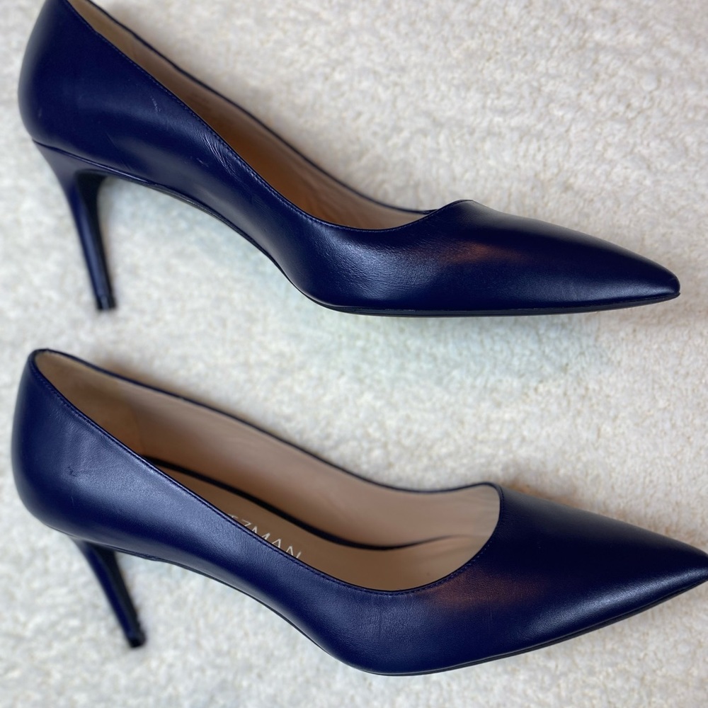 Stuart Weitzman NWOB Size 9.5‎